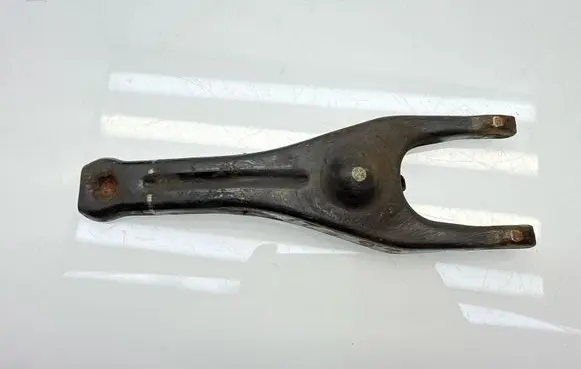 Subaru Outback Clutch release arm fork 