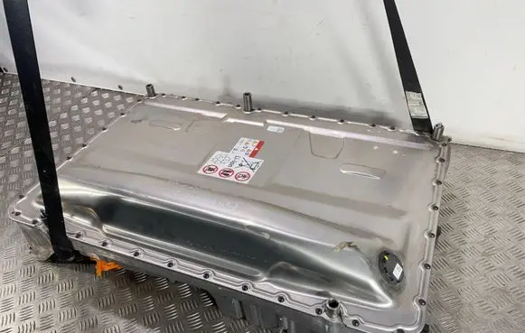 Cupra Formentor Hybrid / electric car battery 5WA915588D 3Q0804841E