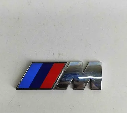 BMW 5 F10 F11 Fender model badge letters 8058882