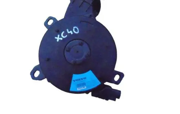 Volvo XC40 Subwoofer speaker 32265311