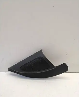 Front door high frequency speaker