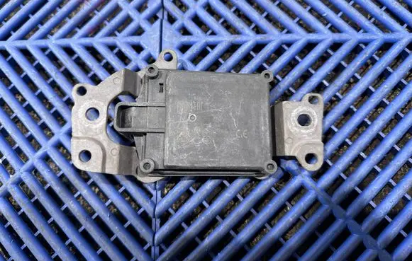 Toyota C-HR I Distronic sensor radar 88210F4040 A2C738165