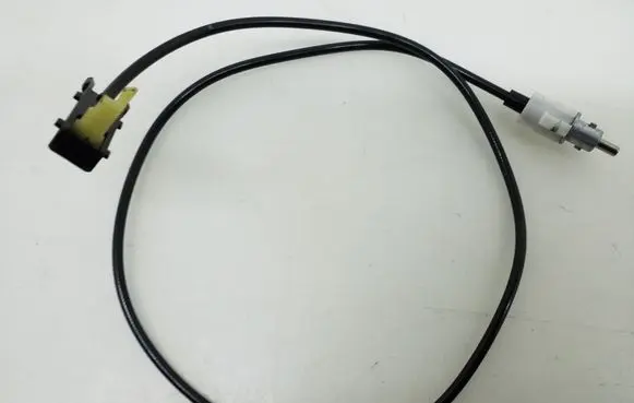 Mercedes-Benz CLS C219 Gear shift cable linkage A2202670164
