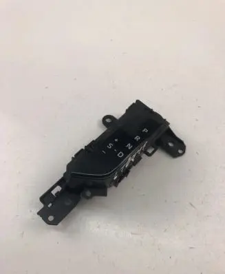 Toyota RAV 4 (XA50) Gear shift selector indicator 76L816