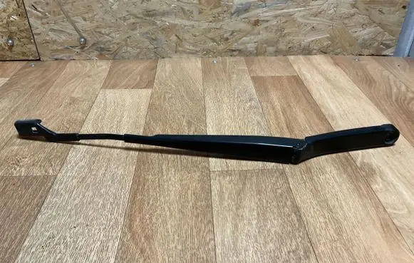 Volkswagen PASSAT B6 Front wiper blade arm 3C1955409C