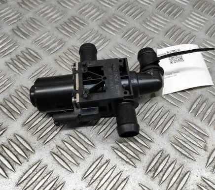 Jaguar I-Pace Coolant heater J9D318495AA