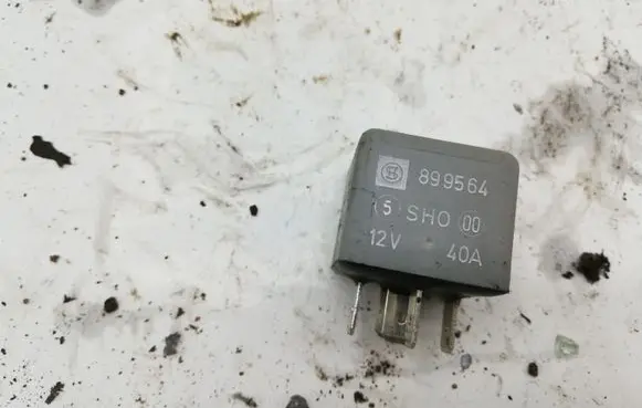 Seat Alhambra (Mk1) Other relay 899564