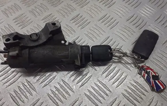 Skoda Fabia Mk1 (6Y) Ignition lock 4B0905851C
