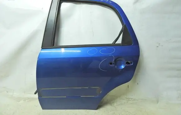 Suzuki SX4 Rear door