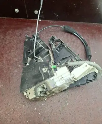 Mercedes-Benz A W169 Front door lock 1697202835