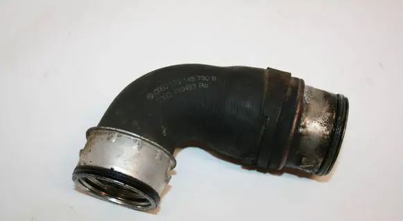 Volkswagen Golf V Intercooler hose/pipe 1T0145790B