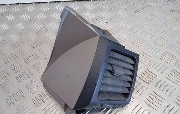 Mitsubishi Grandis Dashboard side air vent grill/cover trim