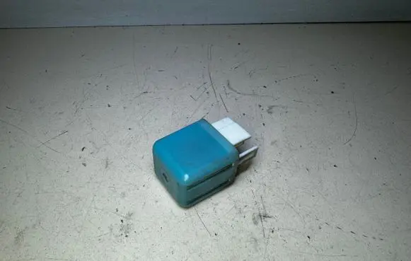 Lexus IS 200-300 Other relay 9098702011 0567009070