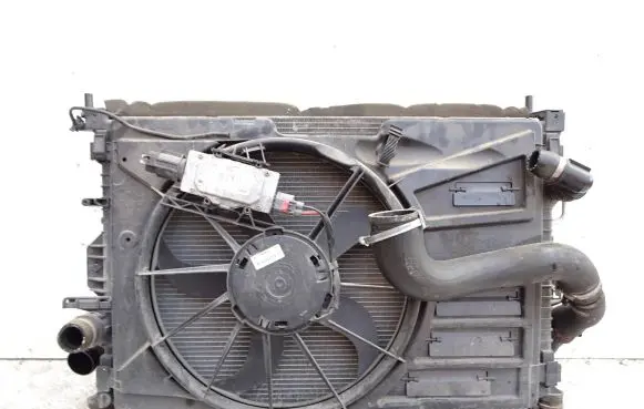 Ford Focus Radiator set 