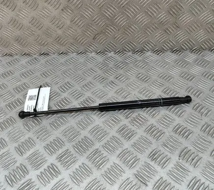 BMW M4 F82 F83 Tailgate/trunk strut/damper 7295205