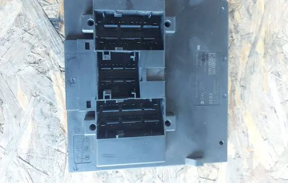 Volkswagen Golf VII Comfort/convenience module 5Q0937084AA