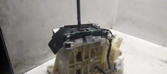 Hyundai Sonata Gear selector 
