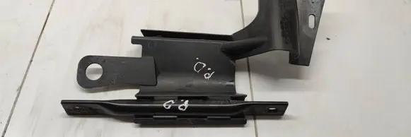 Renault Megane IV Other exterior part 638300353R