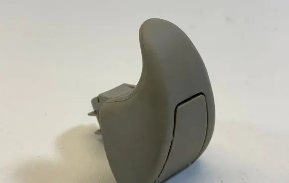 Ford Fiesta Sun visor clip/hook/bracket 8A61B290C14B