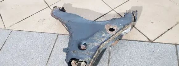 Mitsubishi L200 Front lower control arm/wishbone