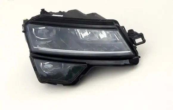 Skoda Karoq Headlight/headlamp 57B941016B