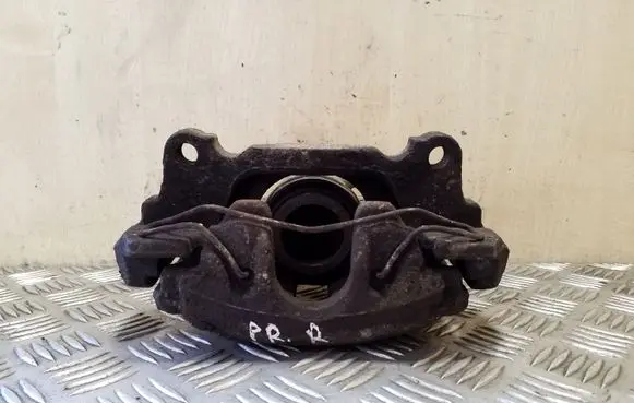 Volkswagen Golf VI Front brake caliper