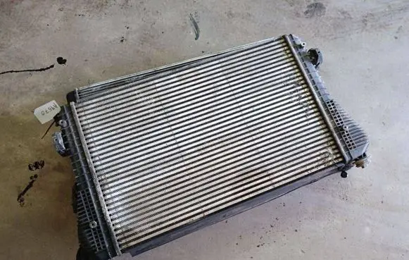 Volkswagen PASSAT B6 Intercooler radiator