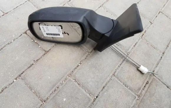Manual wing mirror