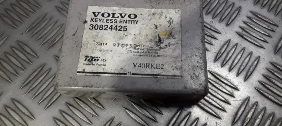 Volvo S40, V40 Comfort/convenience module 30824425 v40rke2