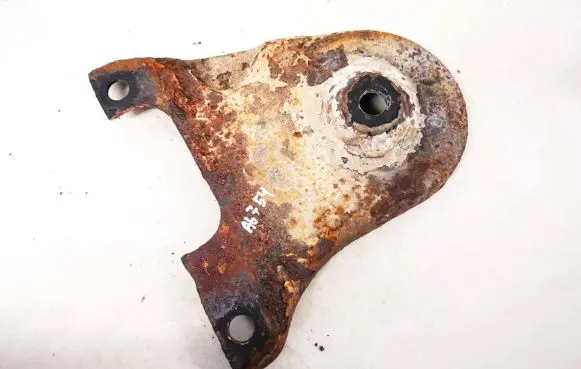 Seat Alhambra (Mk1) Engine mounting bracket