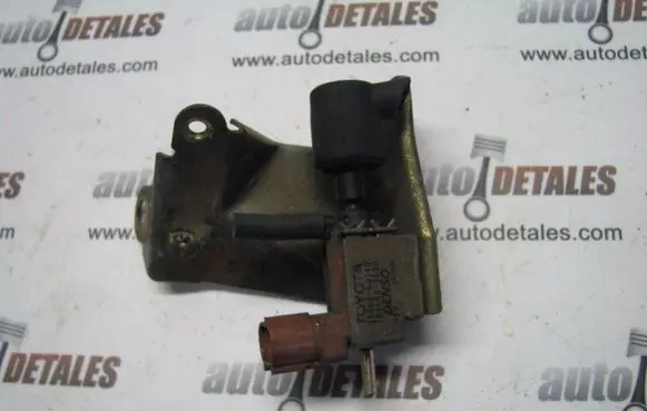 Toyota Corolla Verso E121 Vacuum valve 