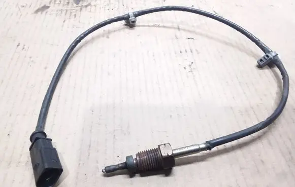 Audi A4 S4 B8 8K Exhaust gas temperature sensor 03L906088BE