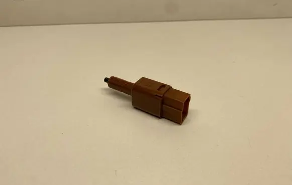 Nissan X-Trail T32 Brake pedal sensor switch