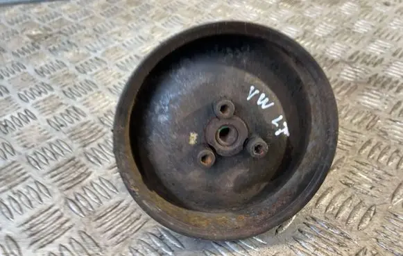 Volkswagen II LT Power steering pump 901321