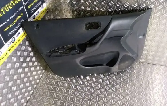 Honda Civic Front door card panel trim 83550