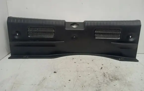 Hyundai i20 (GB IB) Trunk/boot sill cover protection 85771-C8050