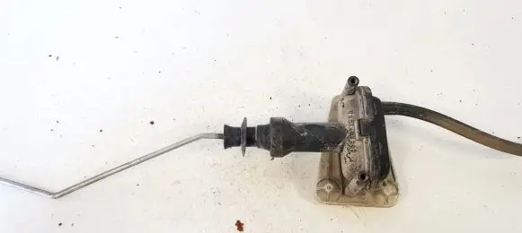 Audi 80 90 B3 Central locking vacuum pump 893862123
