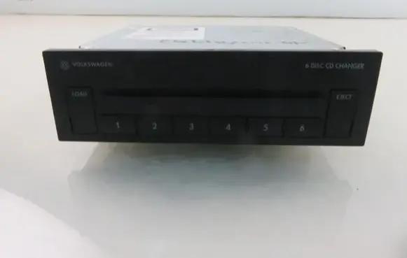 Volkswagen Touran I CD/DVD changer 1T0035110B