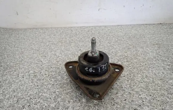 Hyundai i30 Engine mount vacuum valve 