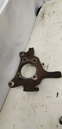 Subaru XV Front wheel hub