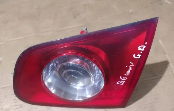 Volkswagen PASSAT B6 Tailgate rear/tail lights 3C9945094