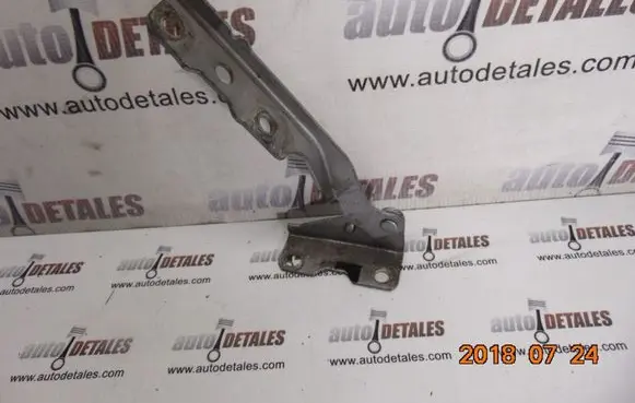 Mitsubishi Lancer Engine bonnet/hood hinges