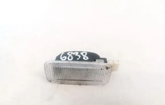 Toyota Avensis T270 Other interior light 8133005050 81330-05050