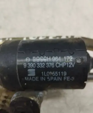 Seat Toledo I (1L) Wiper motor 1L0955023