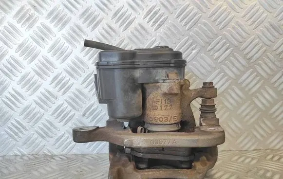 Rear brake caliper