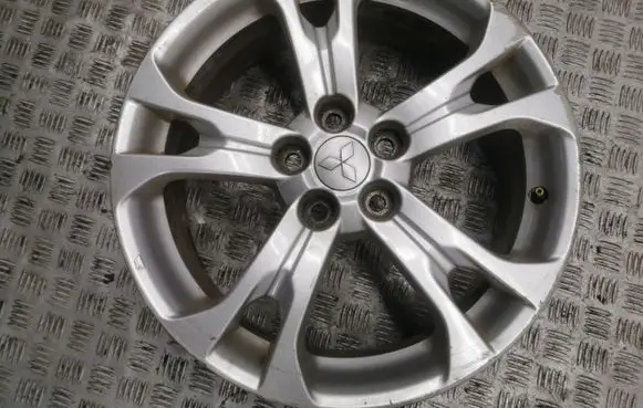 Mitsubishi Outlander R18 alloy rim 4250C201