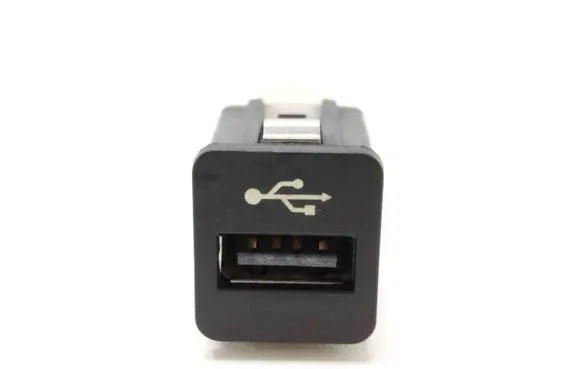 BMW 5 F10 F11 USB socket connector 9167196