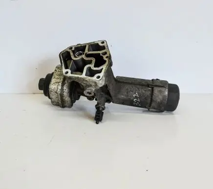 Audi A3 S3 8L Engine oil radiator 038115389C