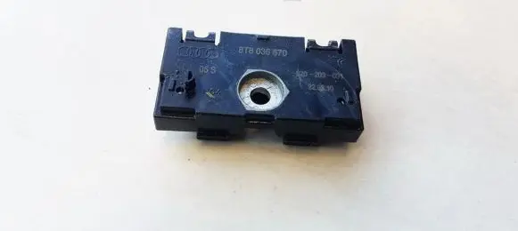 Audi A5 8T 8F Antenna control unit 8T8035570 920-203-001