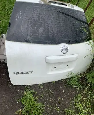 Nissan Quest Tailgate/trunk/boot lid
